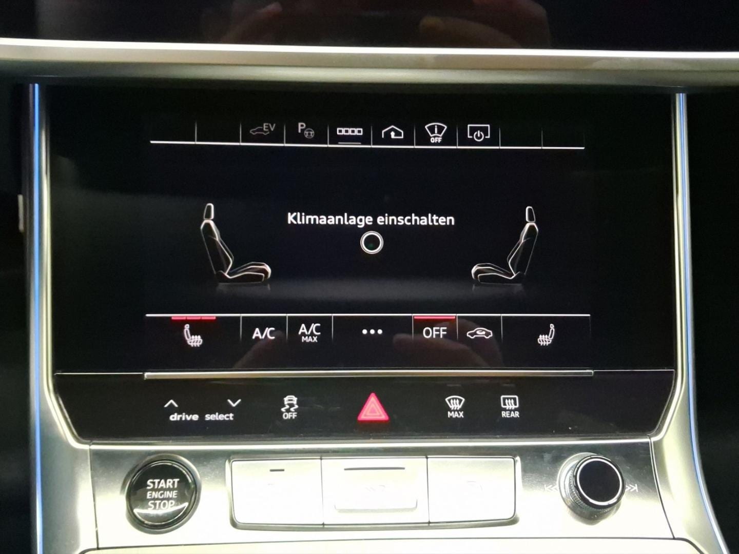 Bild über Audi A6 Avant TFSI e S line 50 TFSI e quattro S tronic - für weitere Informationen kontaktieren Sie den Audi Partner