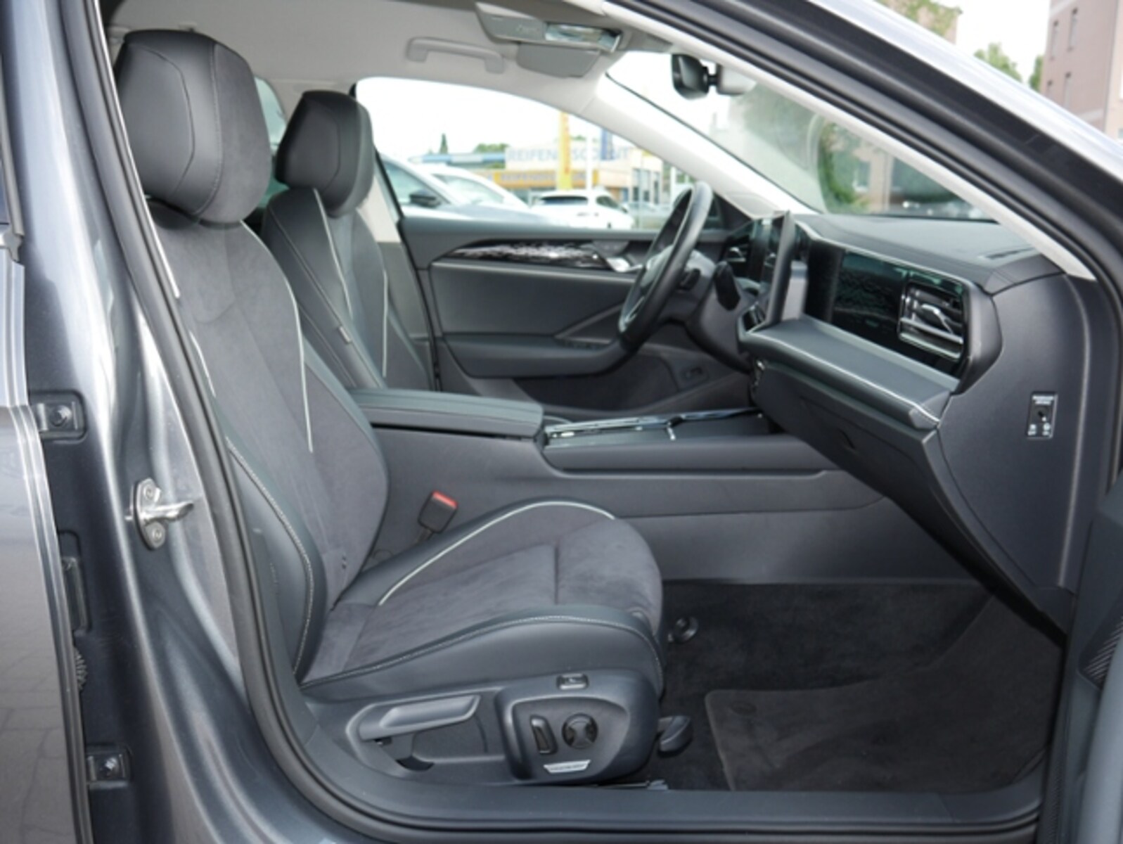 Volkswagen Passat – Bild 4