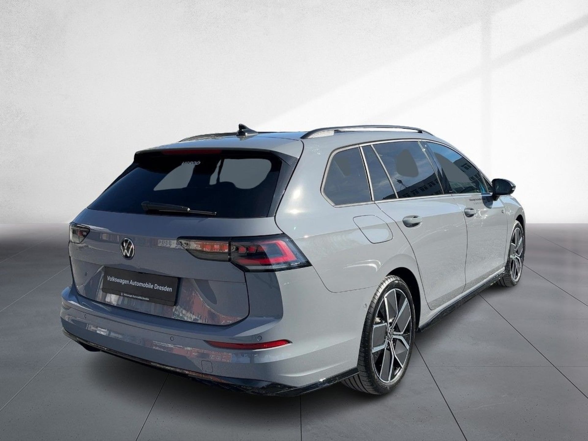 Volkswagen Golf Variant R-Line