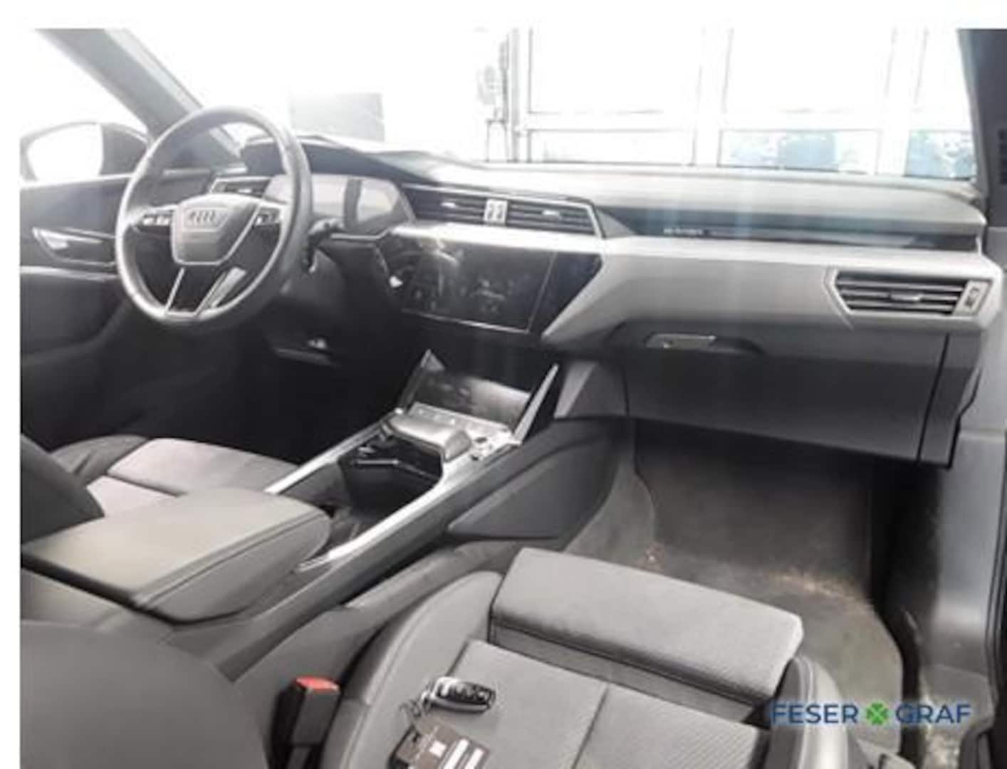Bild über Audi Q8 e-tron advanced 50 e-tron quattro - für weitere Informationen kontaktieren Sie den Audi Partner