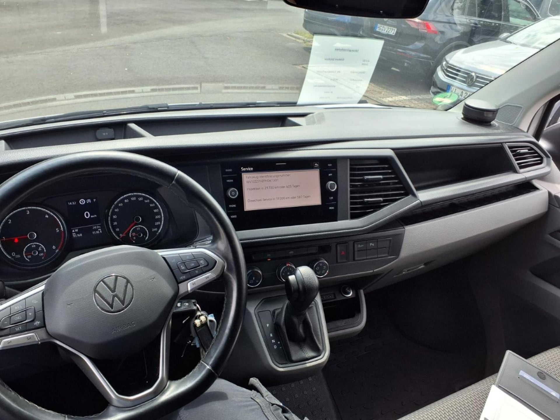 Volkswagen T6.1 Transporter Kasten langer Radstand