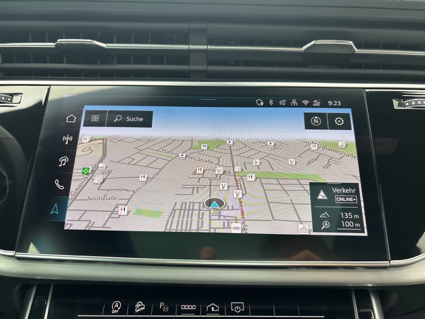 Bild über Audi Q8 SUV 55 TFSI quattro tiptronic - für weitere Informationen kontaktieren Sie den Audi Partner
