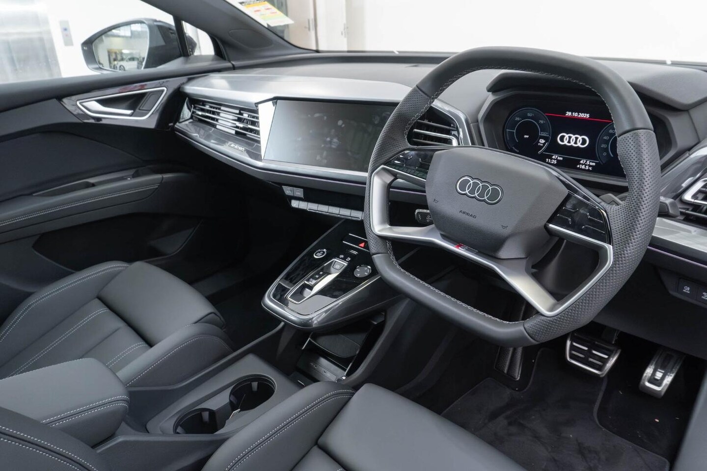 Image about Audi Q4 e-tron 55 e-tron quattro