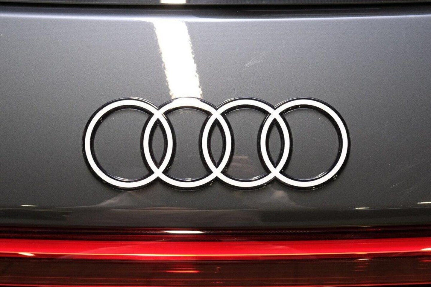 Image about Audi Q6 SUV e-tron e-tron