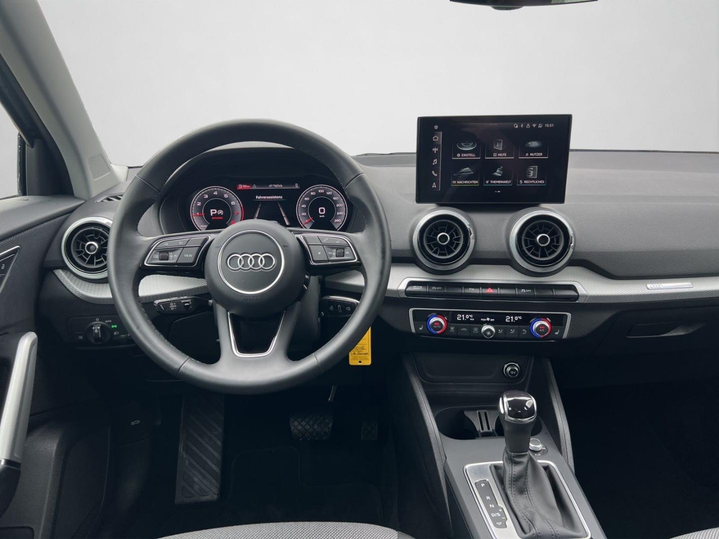 Bild über Audi Q2 S line 35 TFSI S tronic - für weitere Informationen kontaktieren Sie den Audi Partner