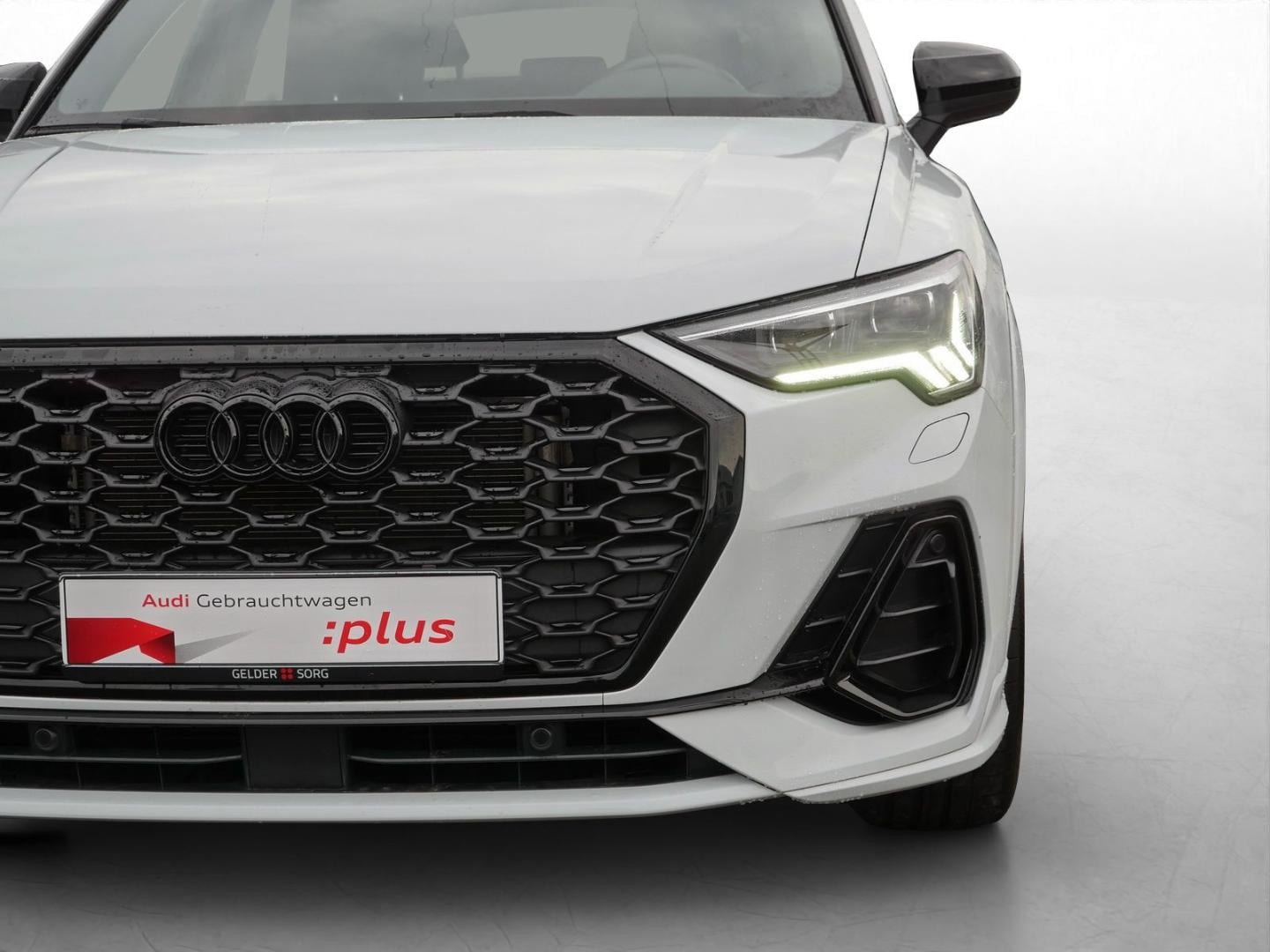 Bild über Audi Q3 Sportback S line 35 TFSI S tronic - für weitere Informationen kontaktieren Sie den Audi Partner