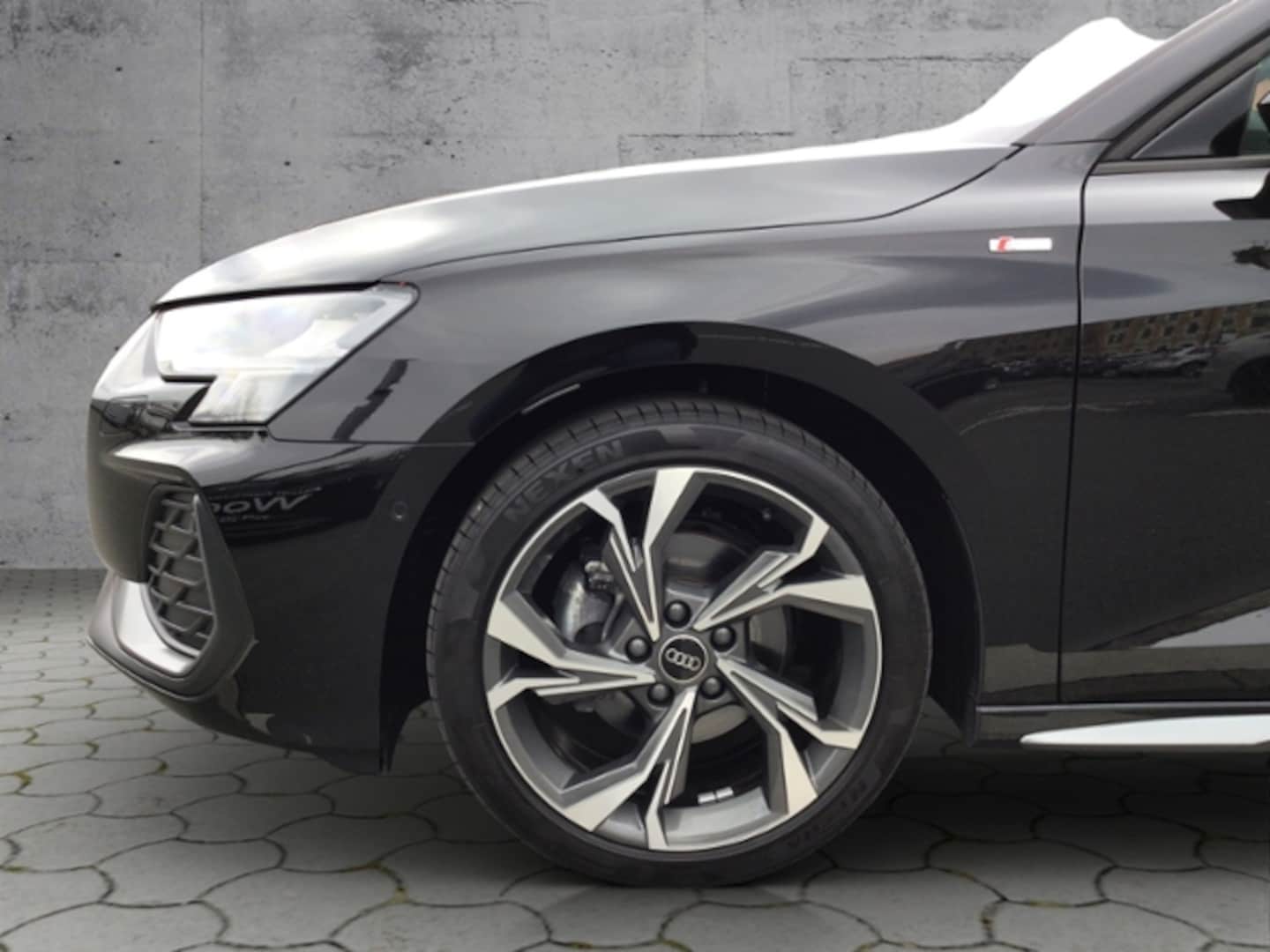 Bild über Audi A3 Sportback S line 35 TDI S tronic - für weitere Informationen kontaktieren Sie den Audi Partner