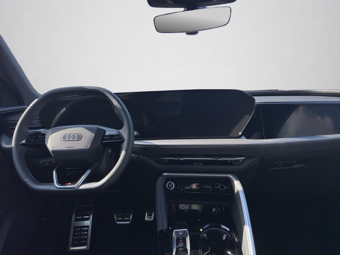 Bild über Audi Q5 SUV TFSI 150 kW S tronic - für weitere Informationen kontaktieren Sie den Audi Partner