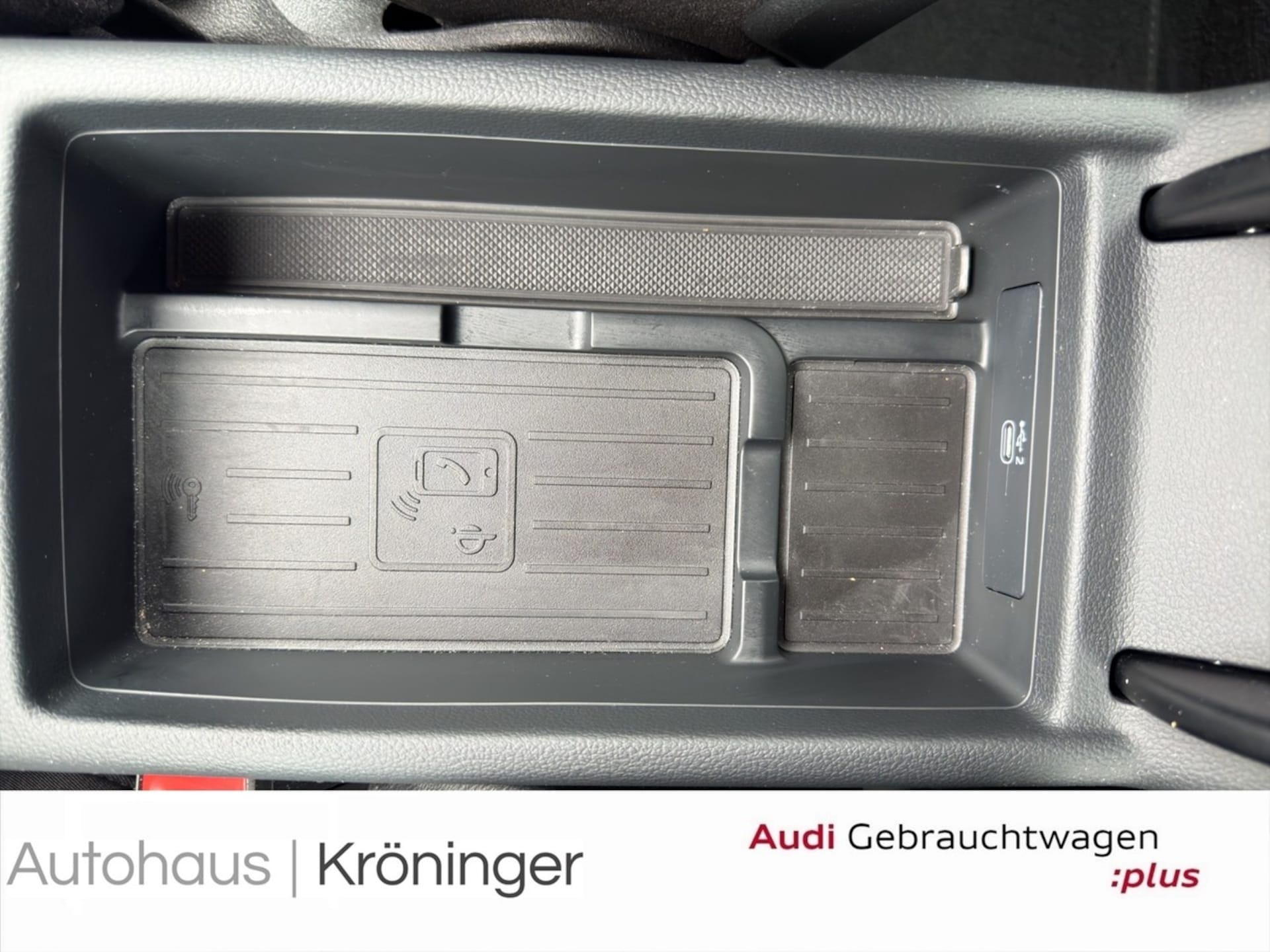 Audi A4 Avant S line