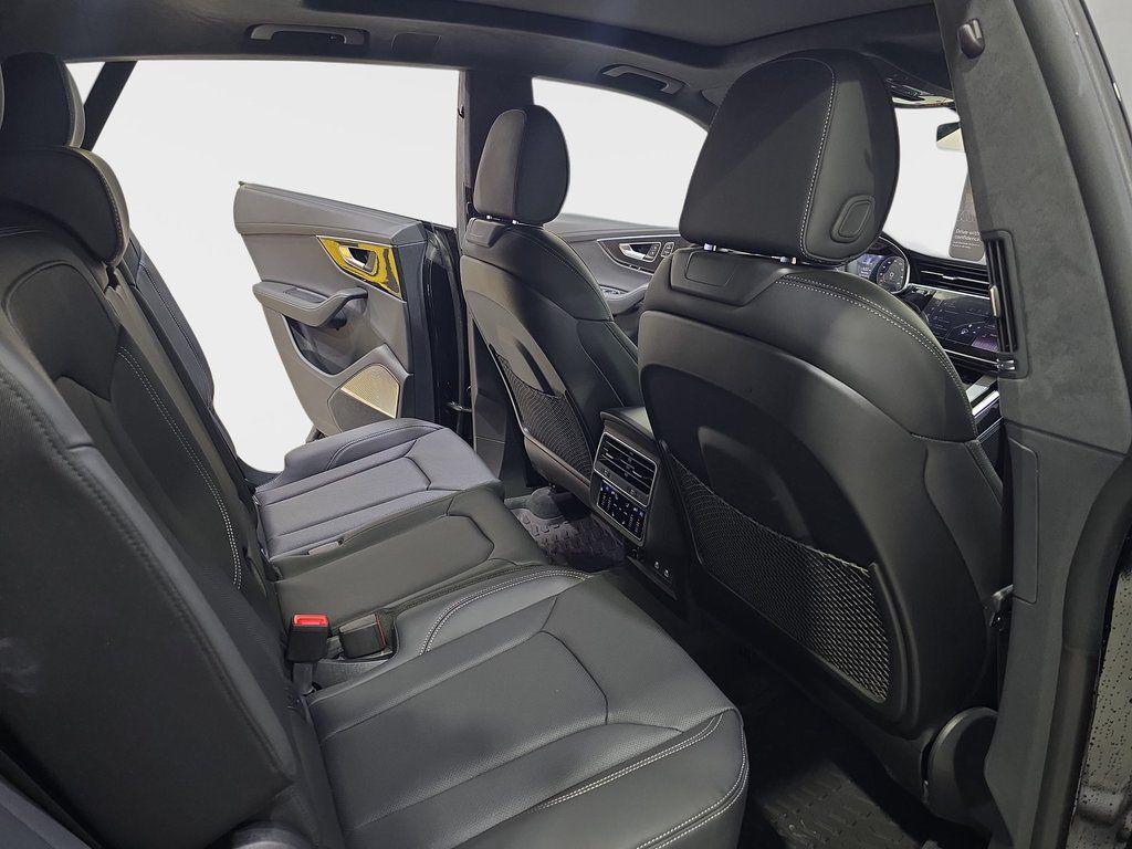 2026 Audi Q8 Prestige - Photo 11