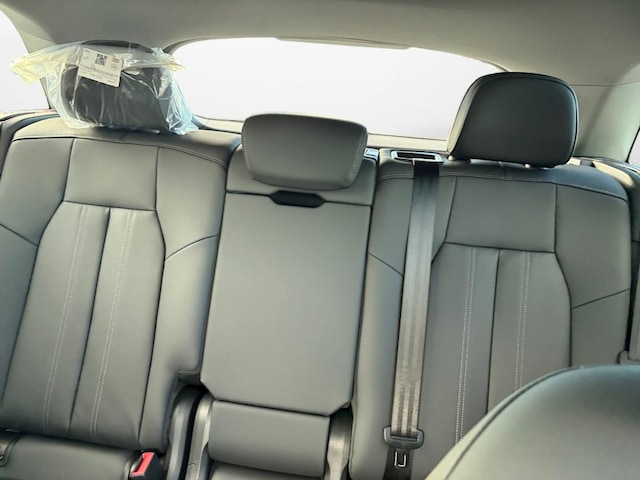 2025 Audi Q5 Premium Plus - Photo 12