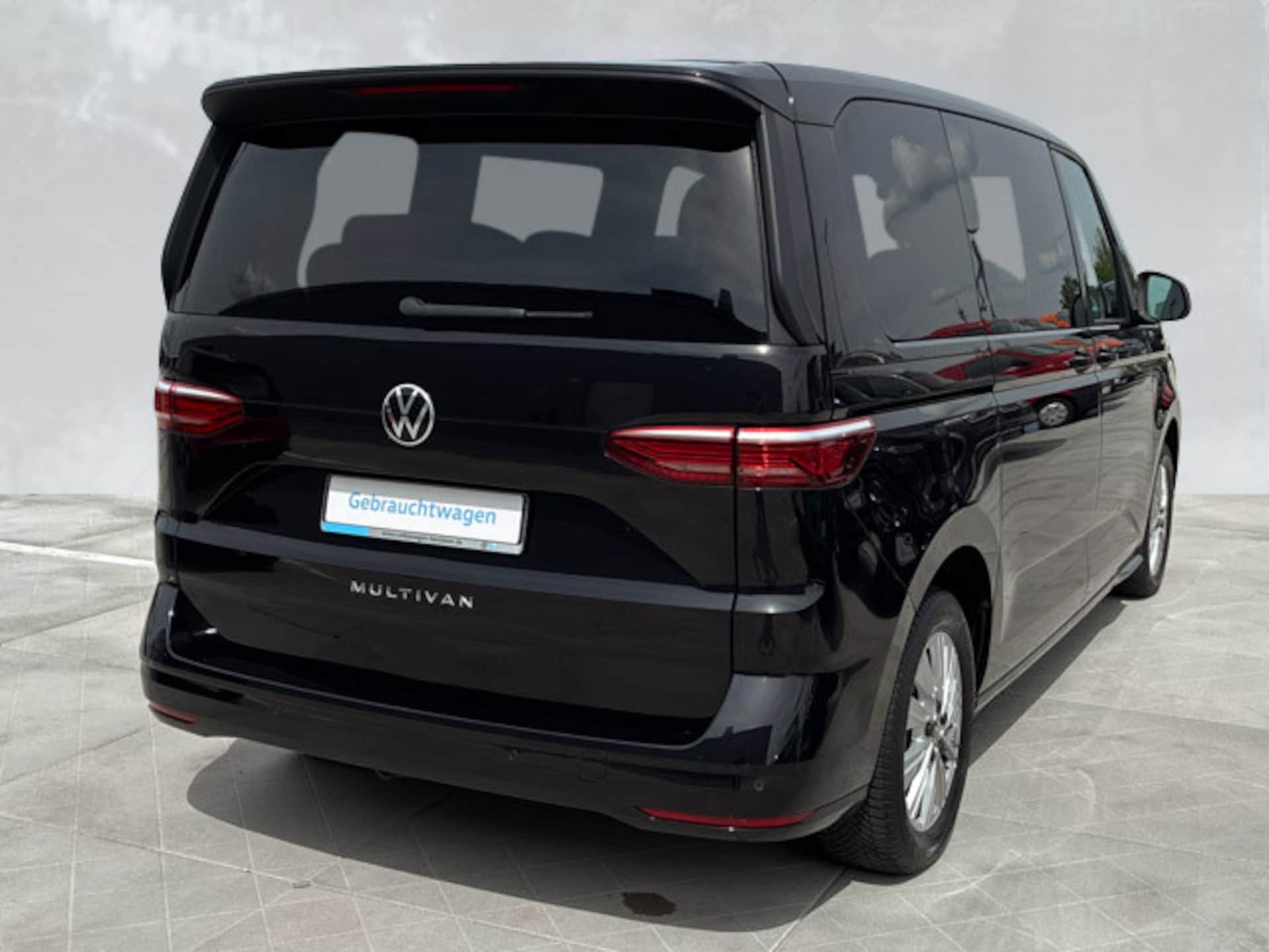 Volkswagen Multivan Basis-Modell
