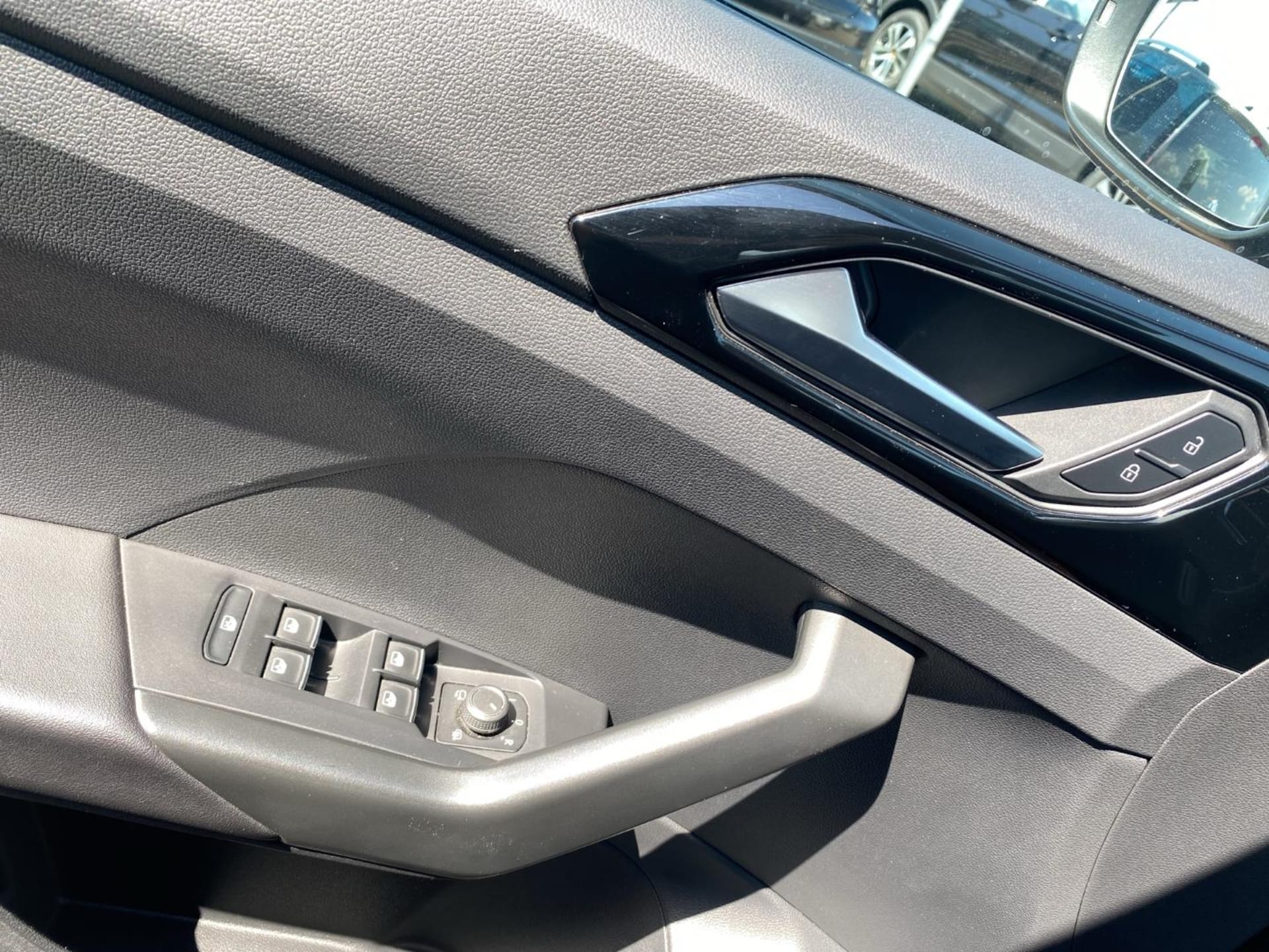 Volkswagen T-Cross Style