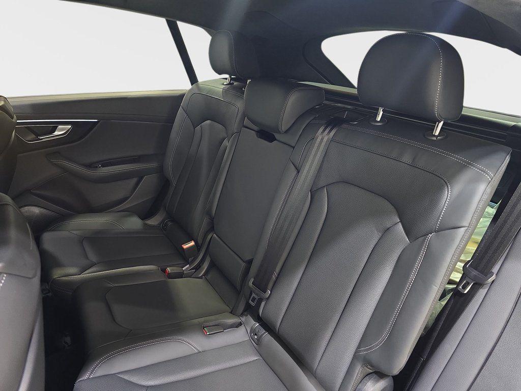 2026 Audi Q8 Prestige - Photo 12