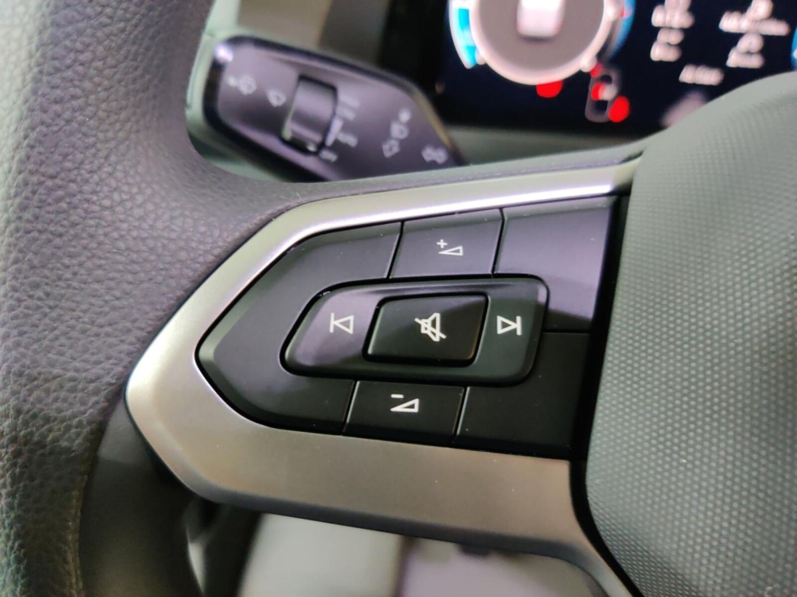 Volkswagen Crafter Kasten mittlerer Radstand – Bild 17