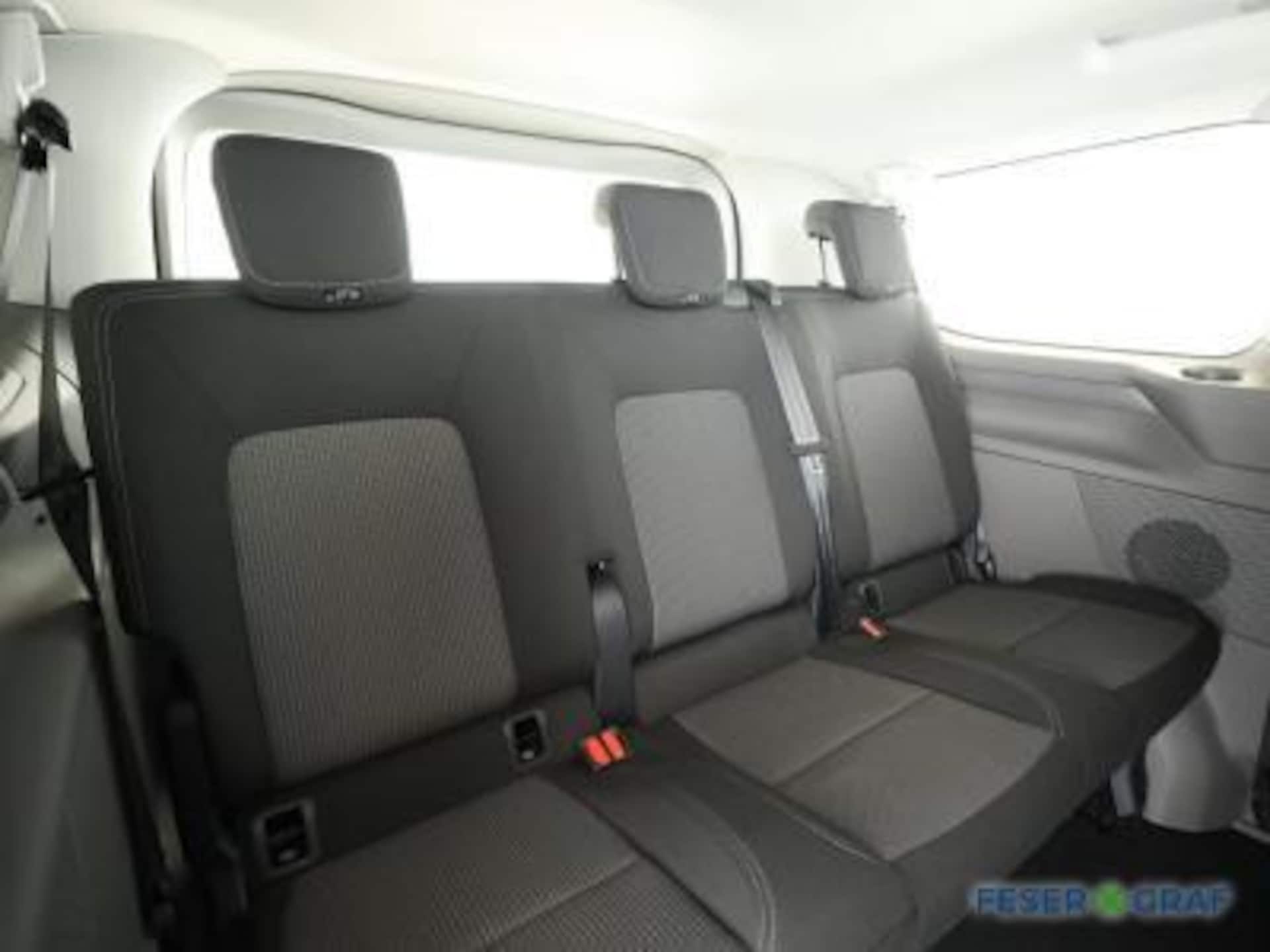 Volkswagen e-Caravelle