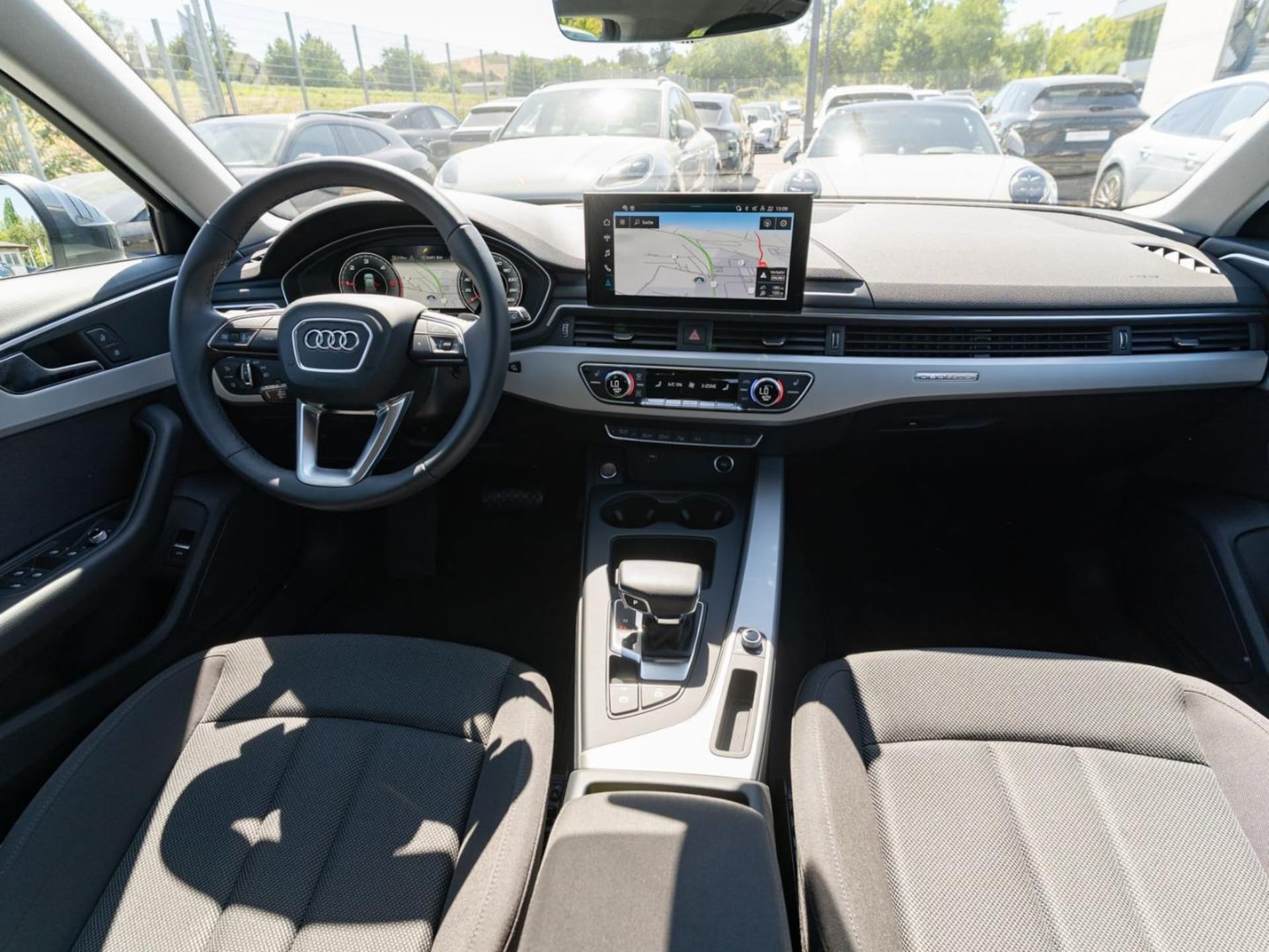 Audi A4 Avant S line