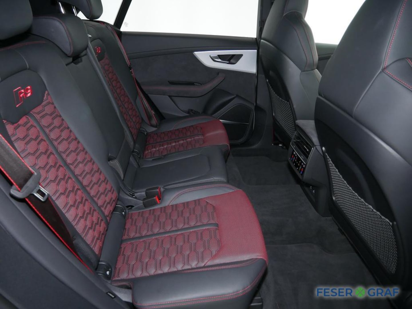 Bild über Audi RS Q8 SUV TFSI quattro 441 kW tiptronic - für weitere Informationen kontaktieren Sie den Audi Partner