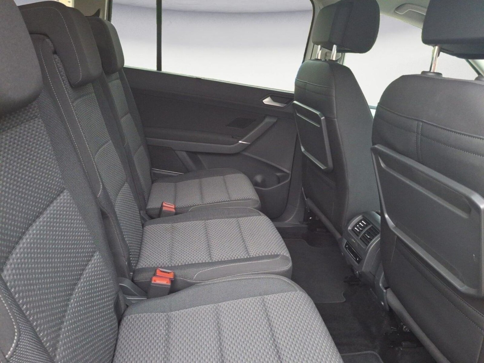 Volkswagen Touran – Bild 14