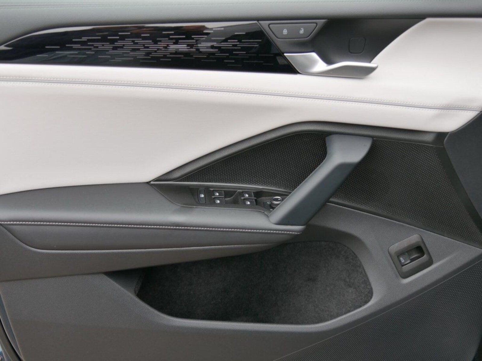 Volkswagen Tiguan – Bild 10