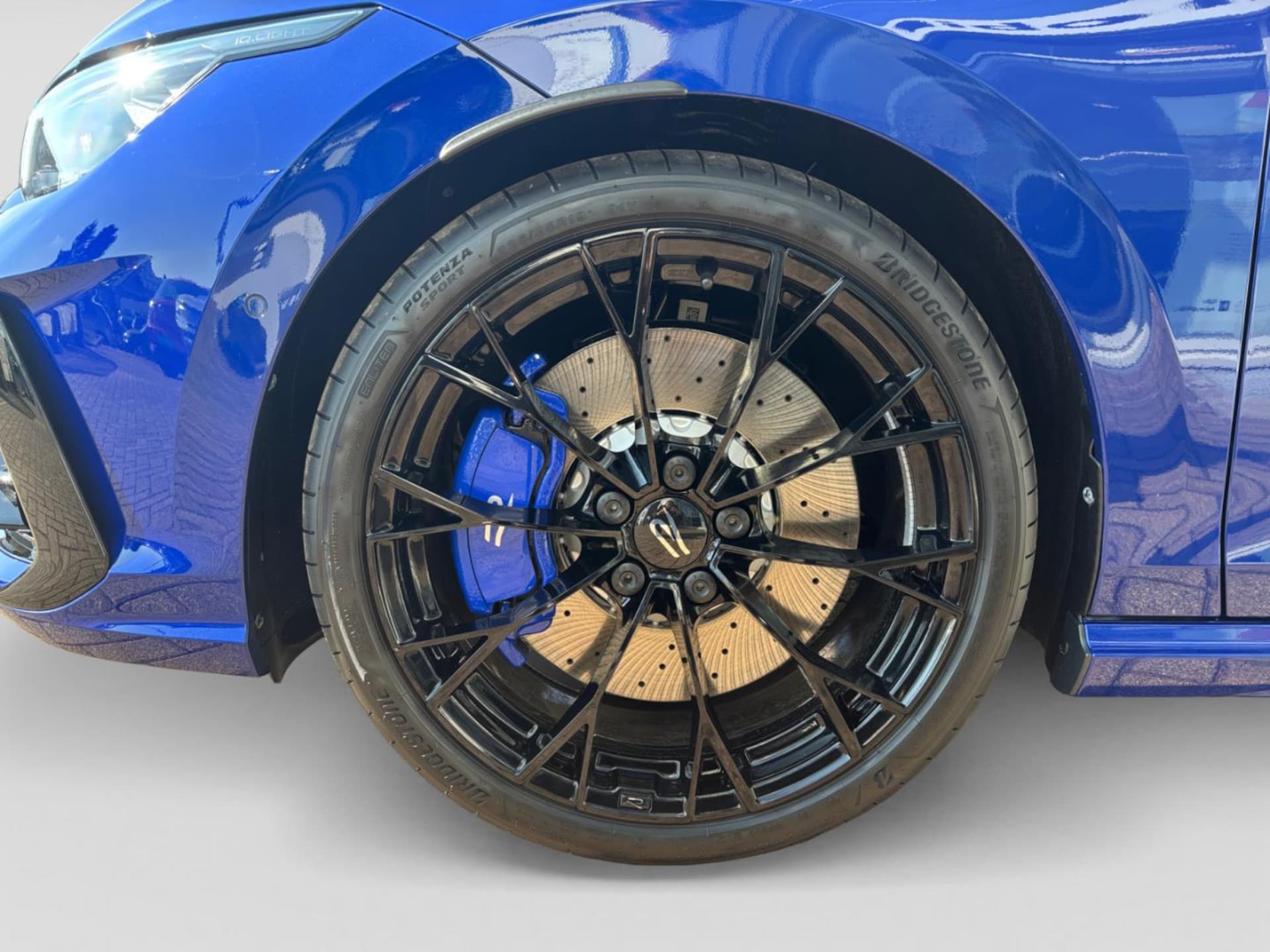 Volkswagen Golf Variant R