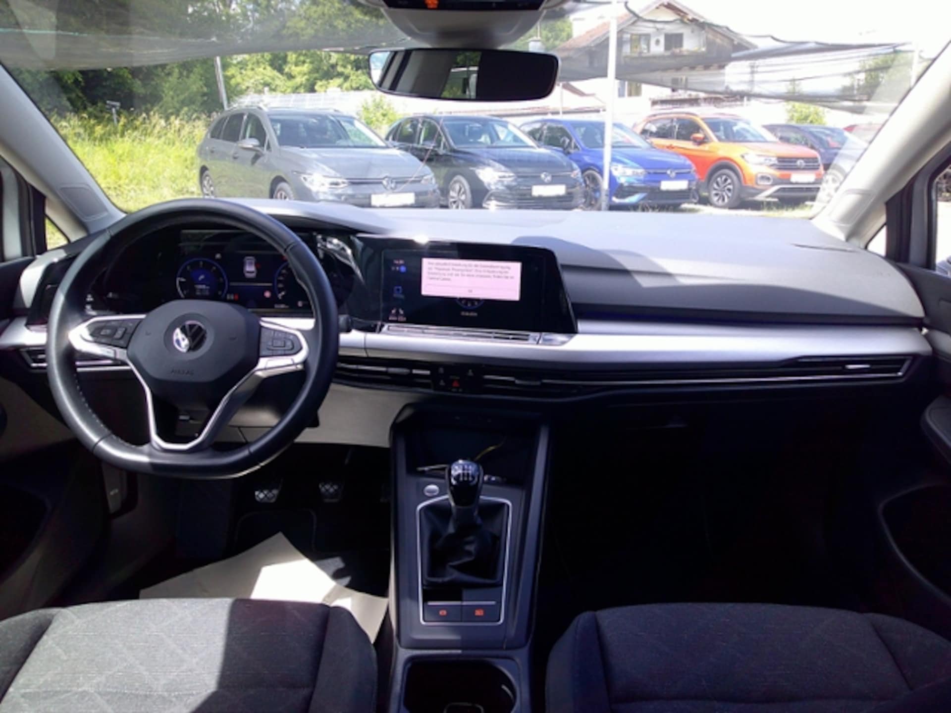 Volkswagen Golf Variant Life