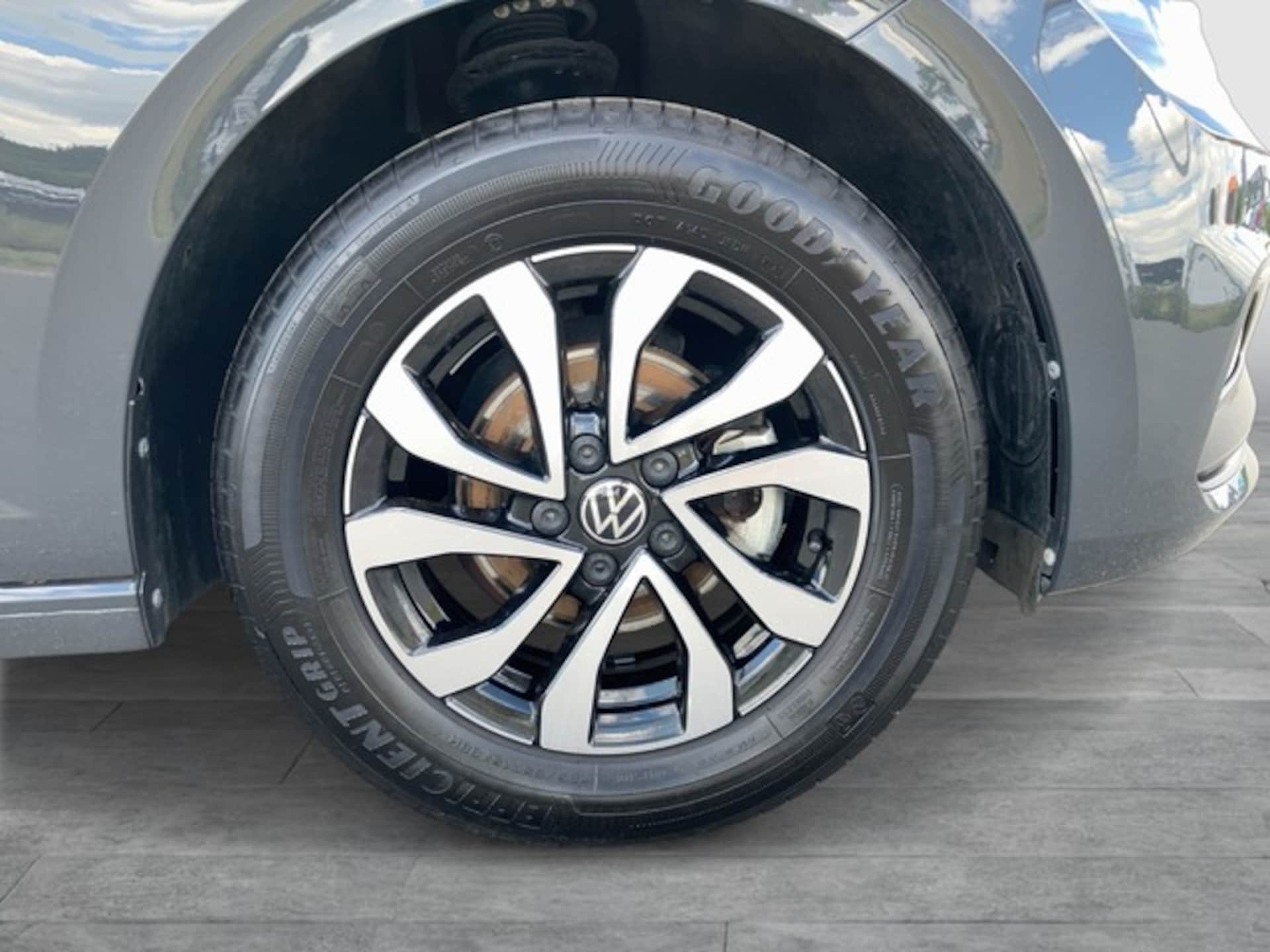Volkswagen Polo Active