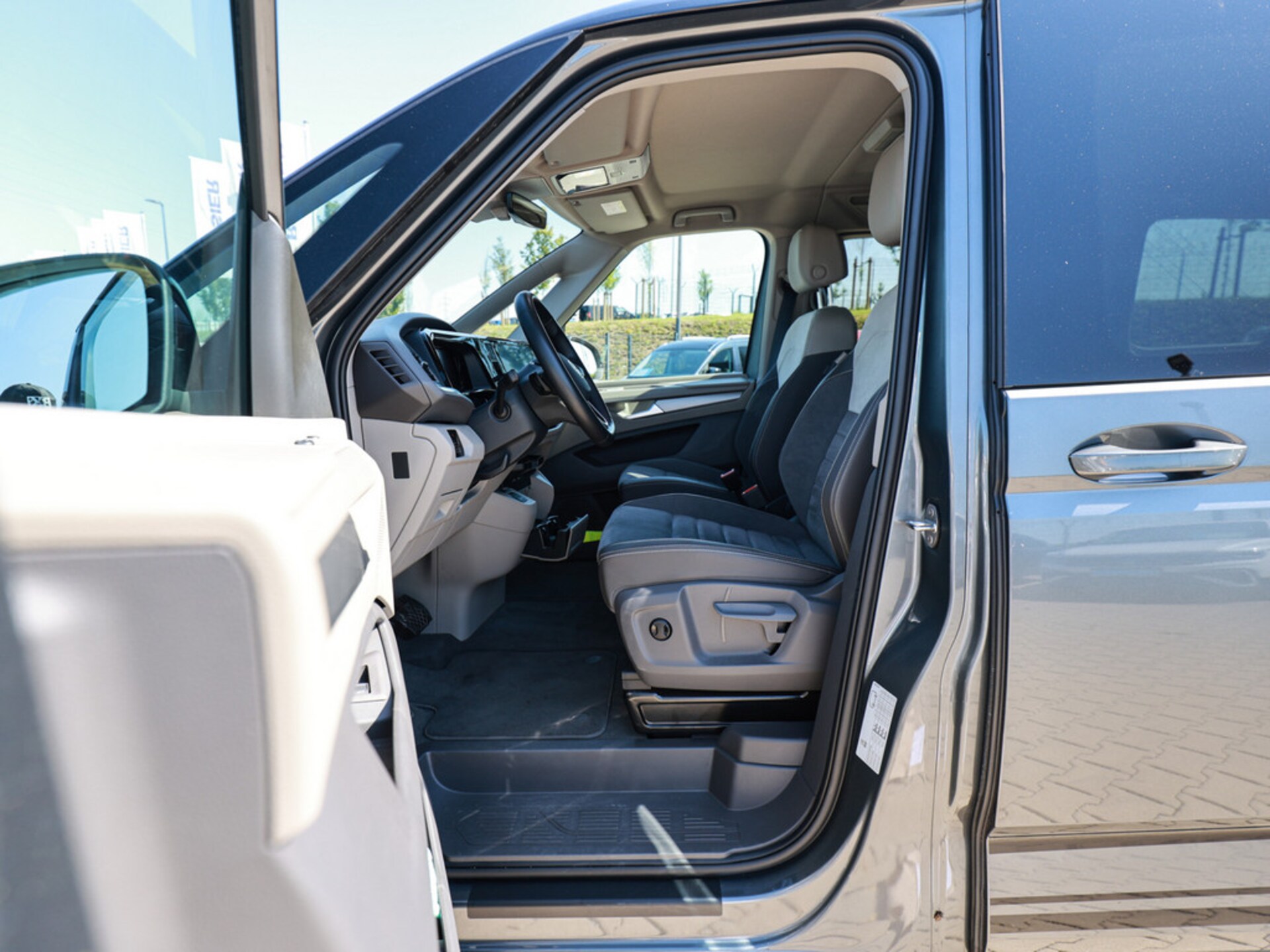 Volkswagen Multivan Life