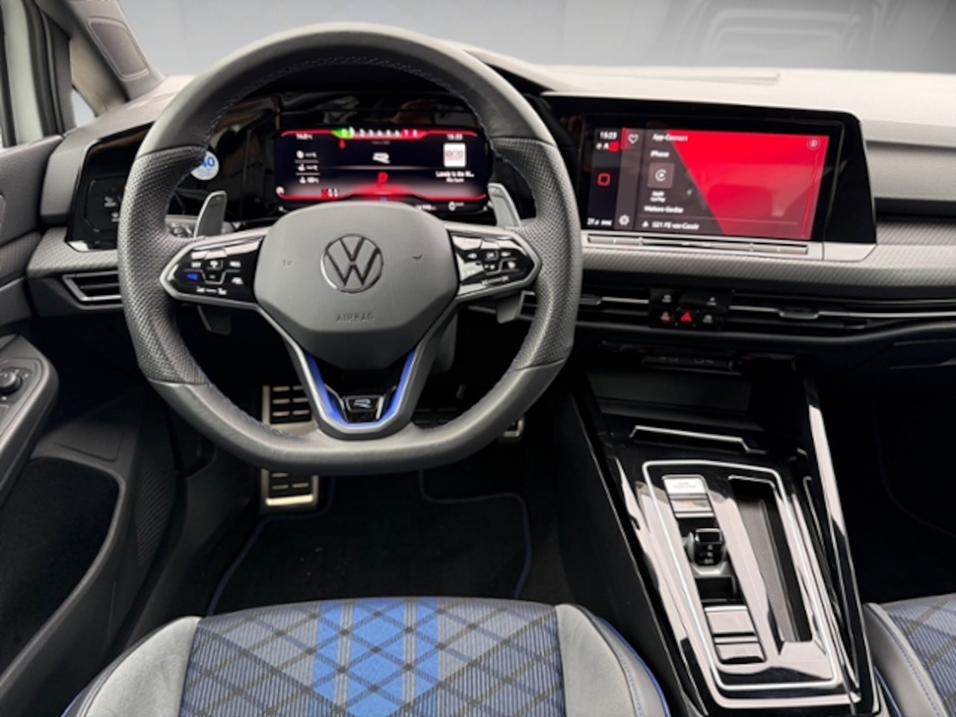 Volkswagen Golf R