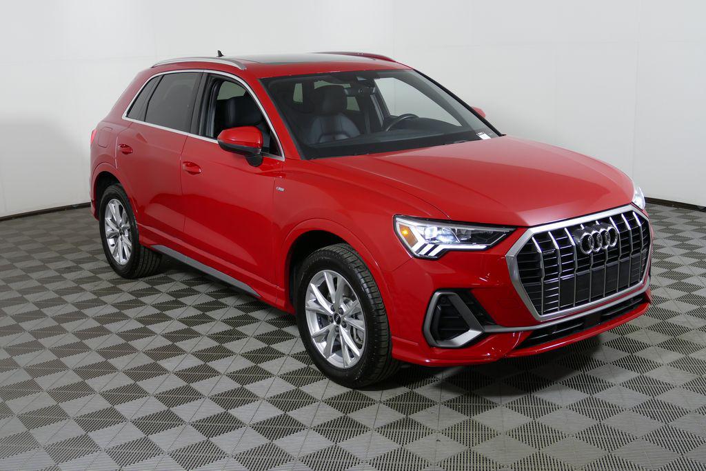 2025 Audi Q3 45 TFSI S Line Premium quattro's photo
