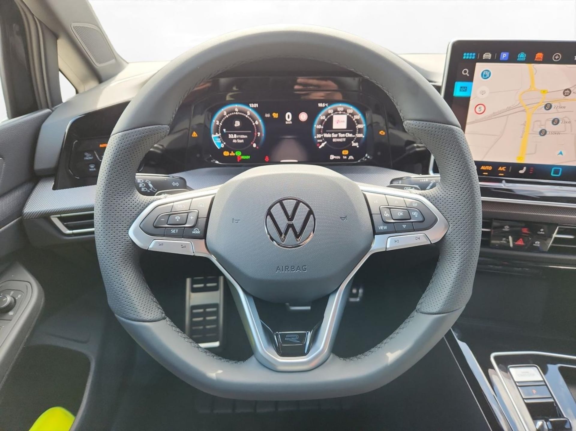 Volkswagen Golf R-Line