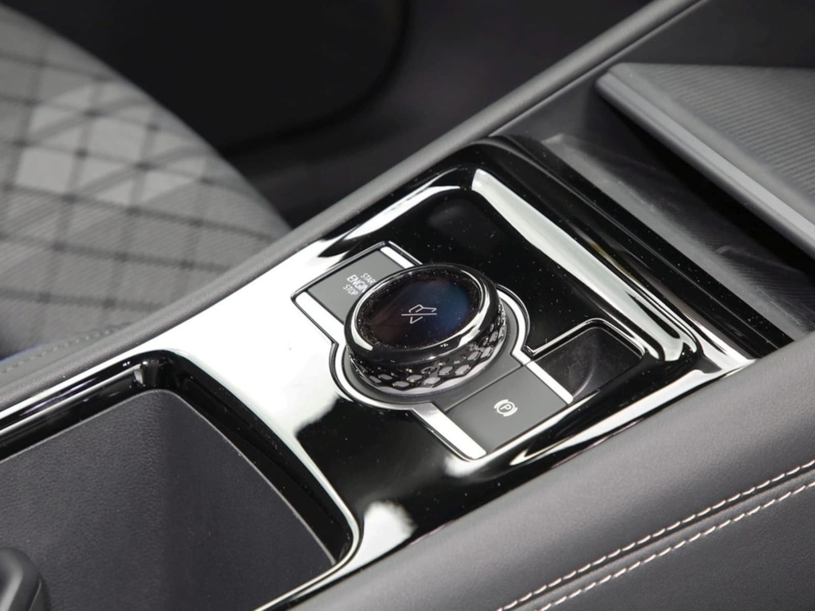 Volkswagen Tiguan – Bild 12