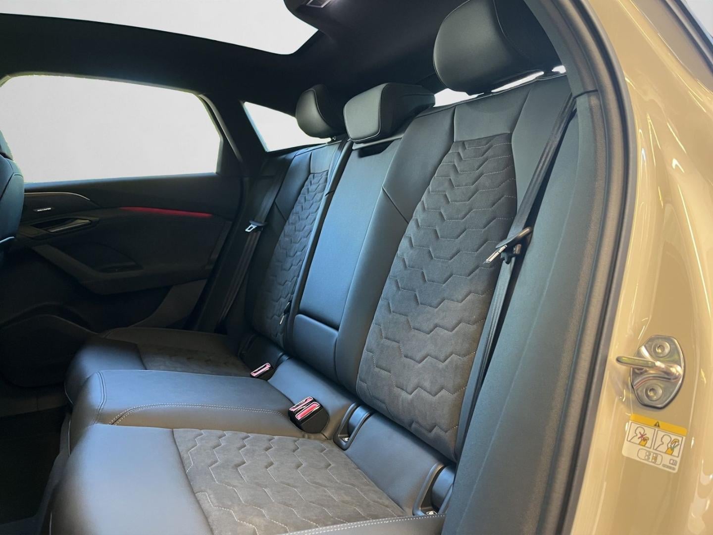 Bild über Audi A6 Sportback e-tron S line business e-tron performance 270 kW - für weitere Informationen kontaktieren Sie den Audi Partner