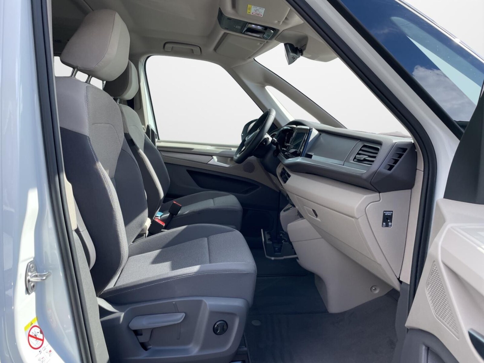 Volkswagen Multivan Langversion – Bild 14