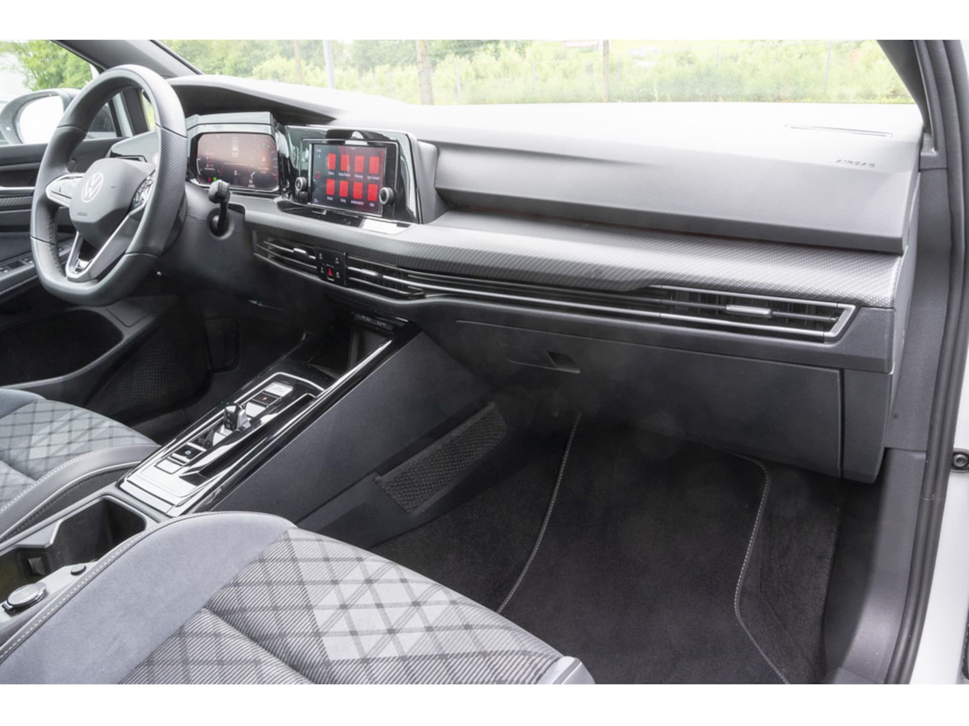 Volkswagen Golf R-Line