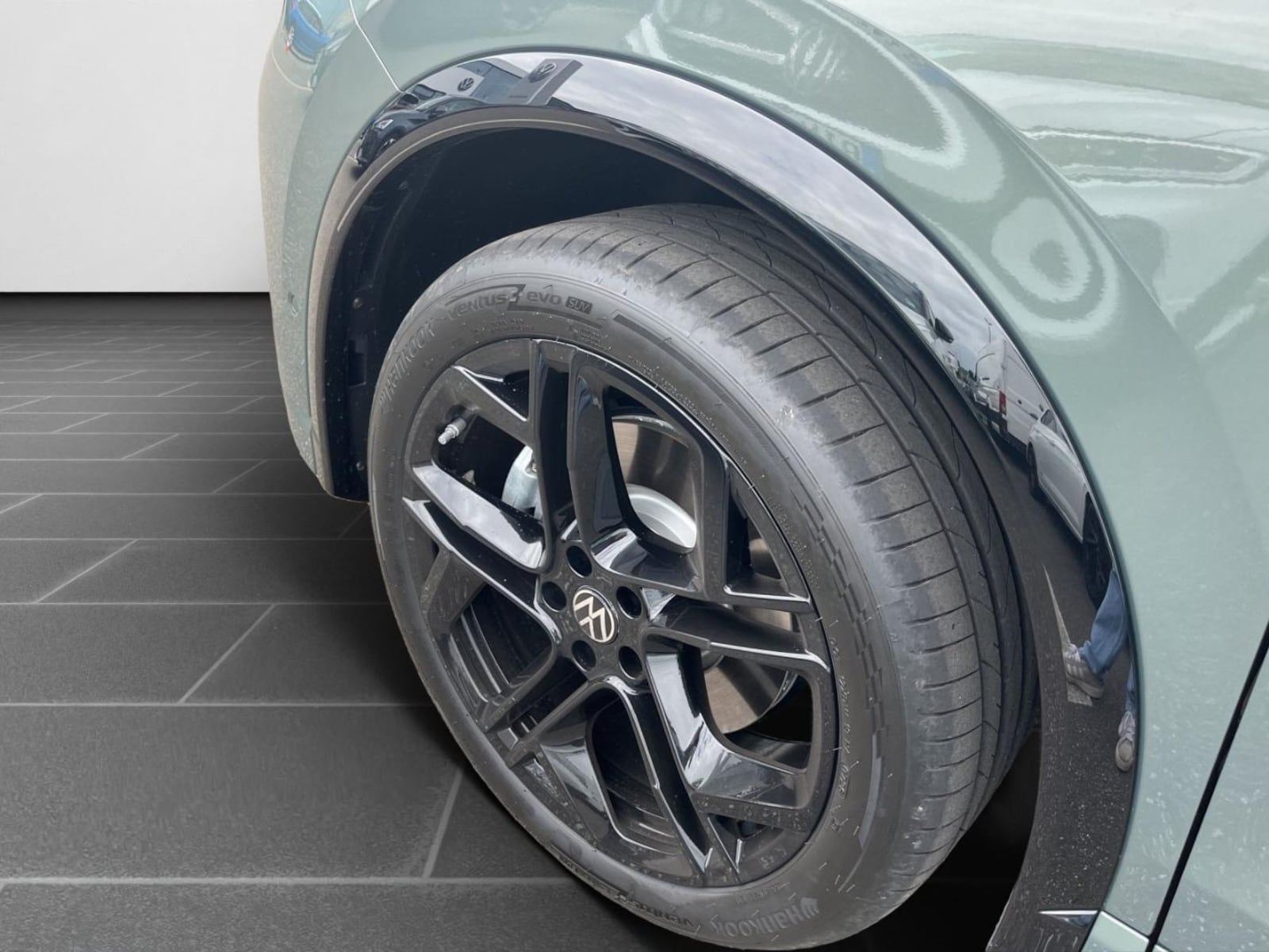 Volkswagen Tiguan – Bild 8