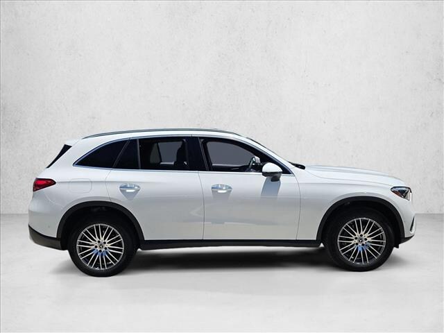 2026 Mercedes-Benz GLC 300
