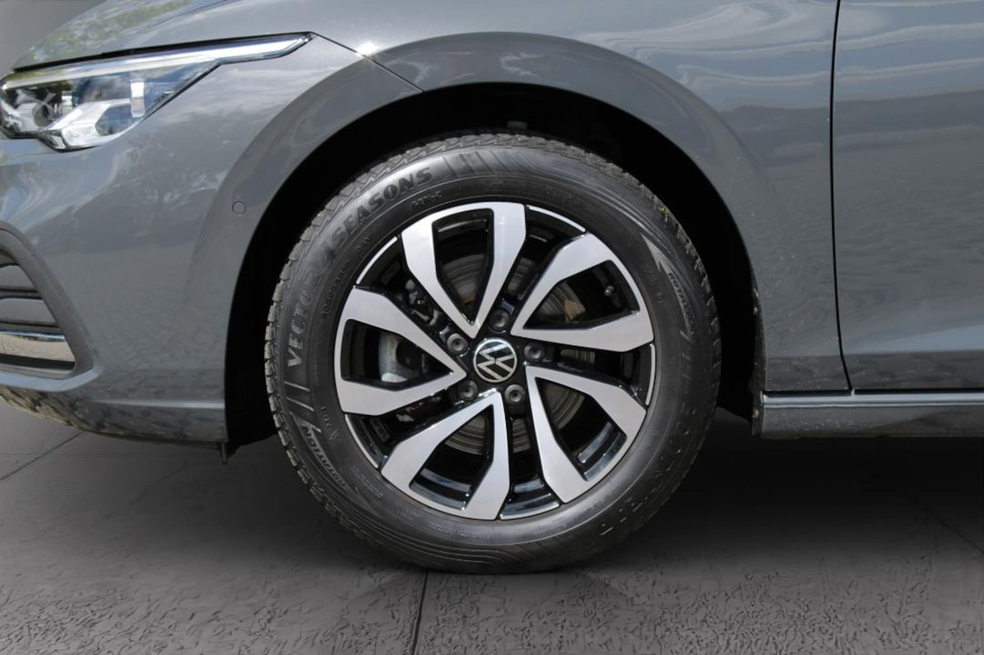 Volkswagen Golf Active
