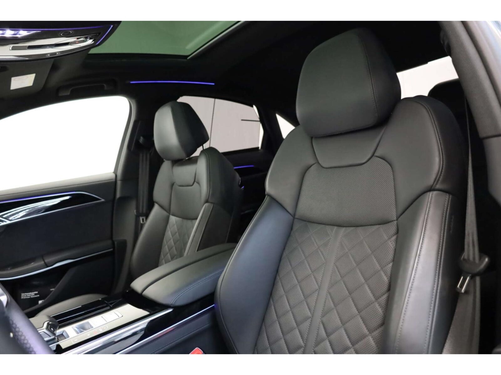 Audi A8 – Bild 10