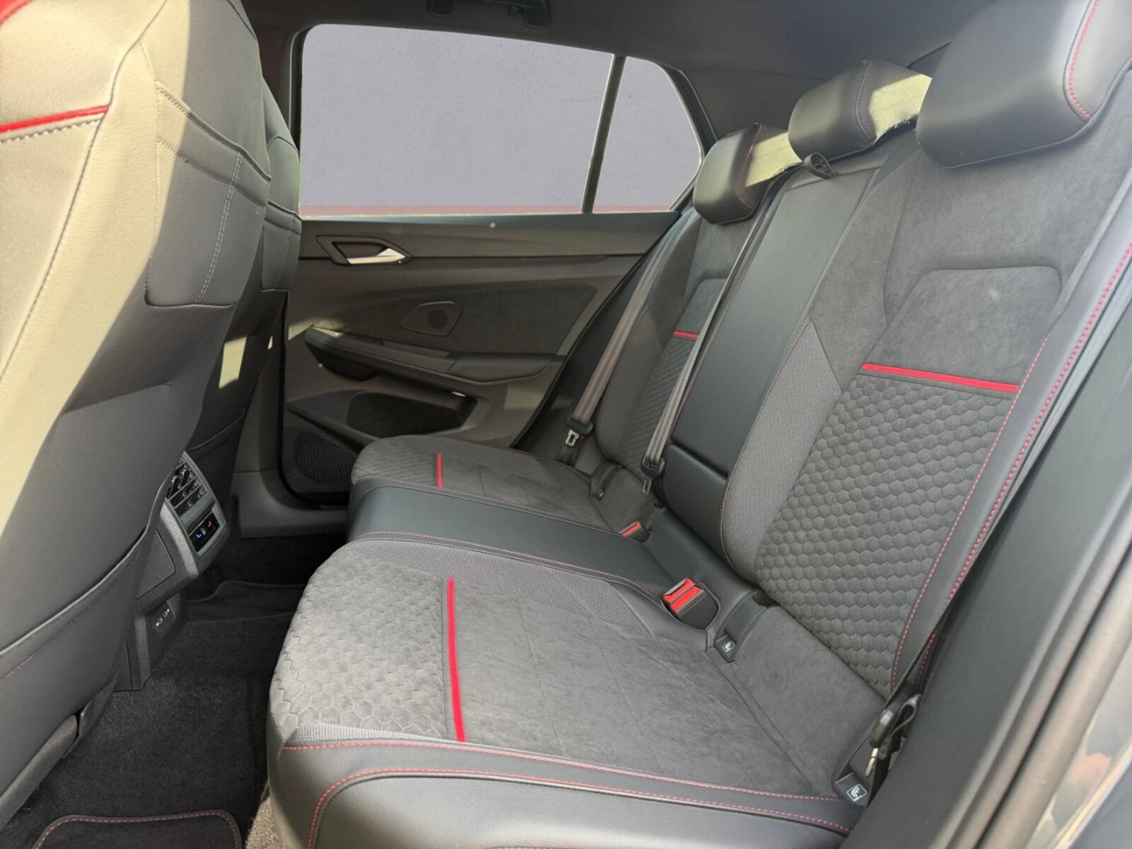 Volkswagen Golf – Bild 13