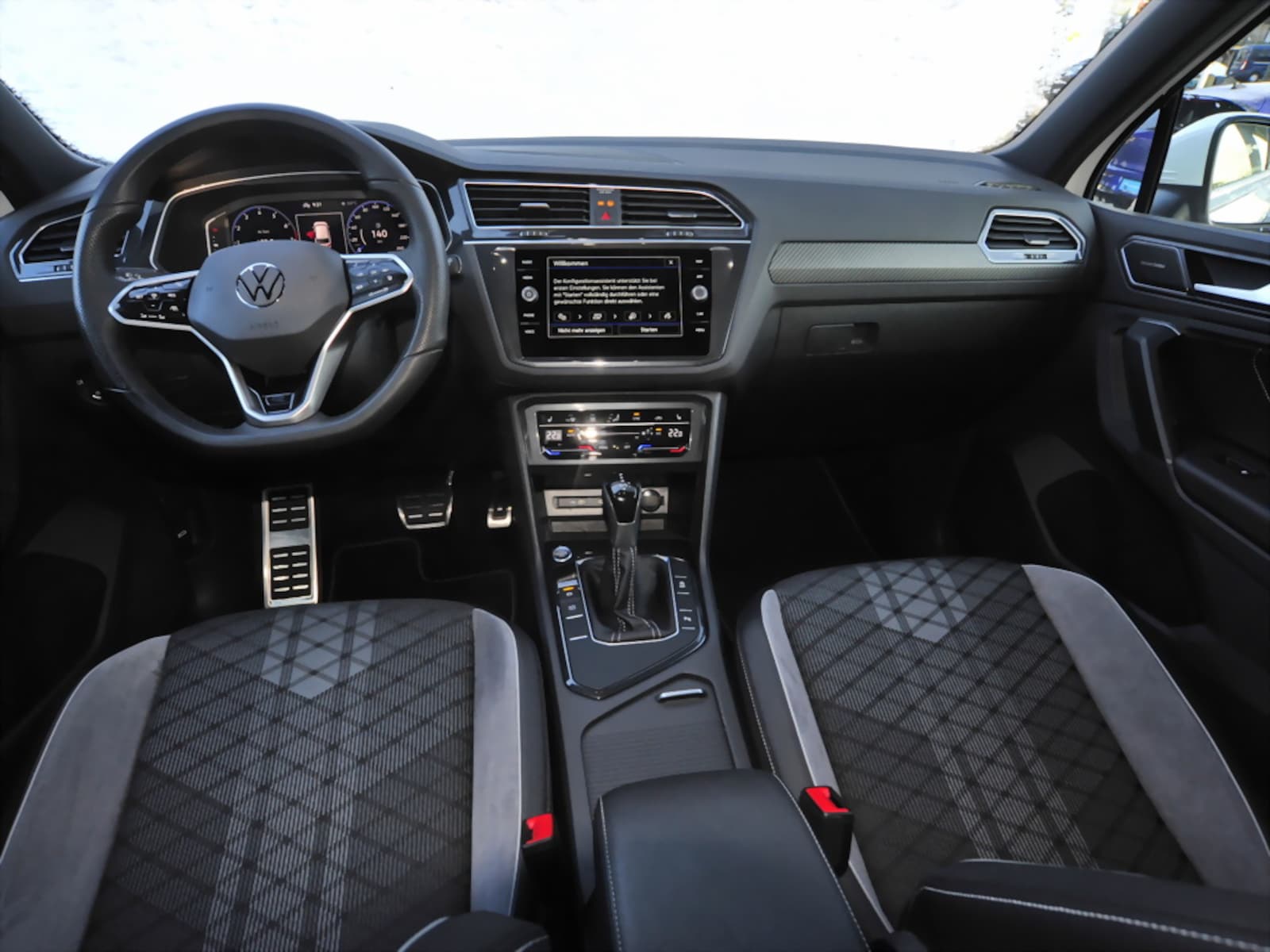 Volkswagen Tiguan – Bild 11