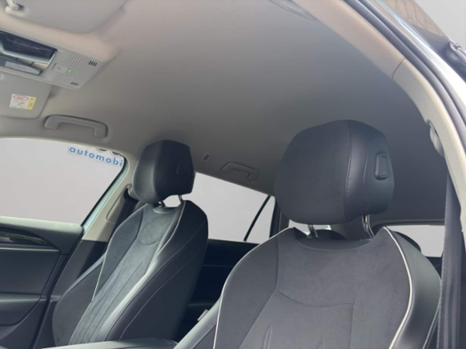 Volkswagen Passat – Bild 18