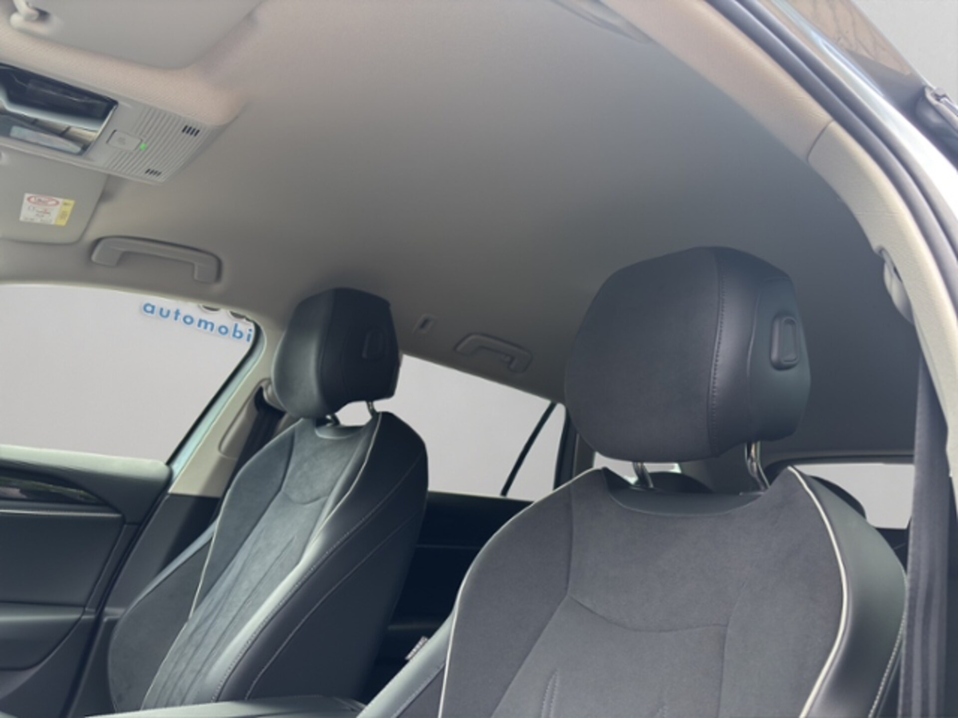 Volkswagen Passat Business