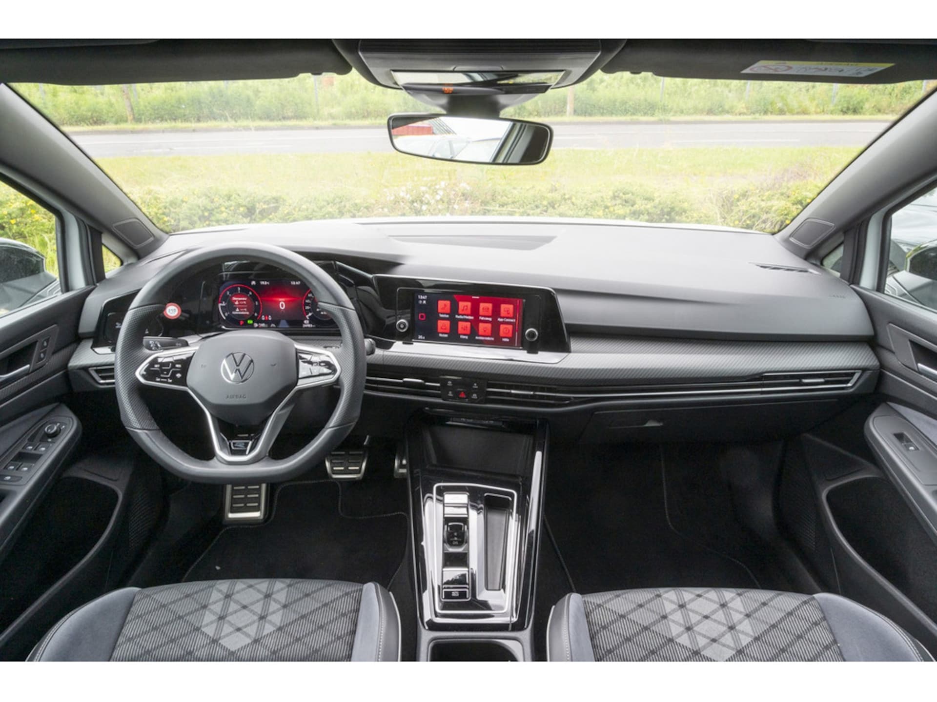 Volkswagen Golf R-Line