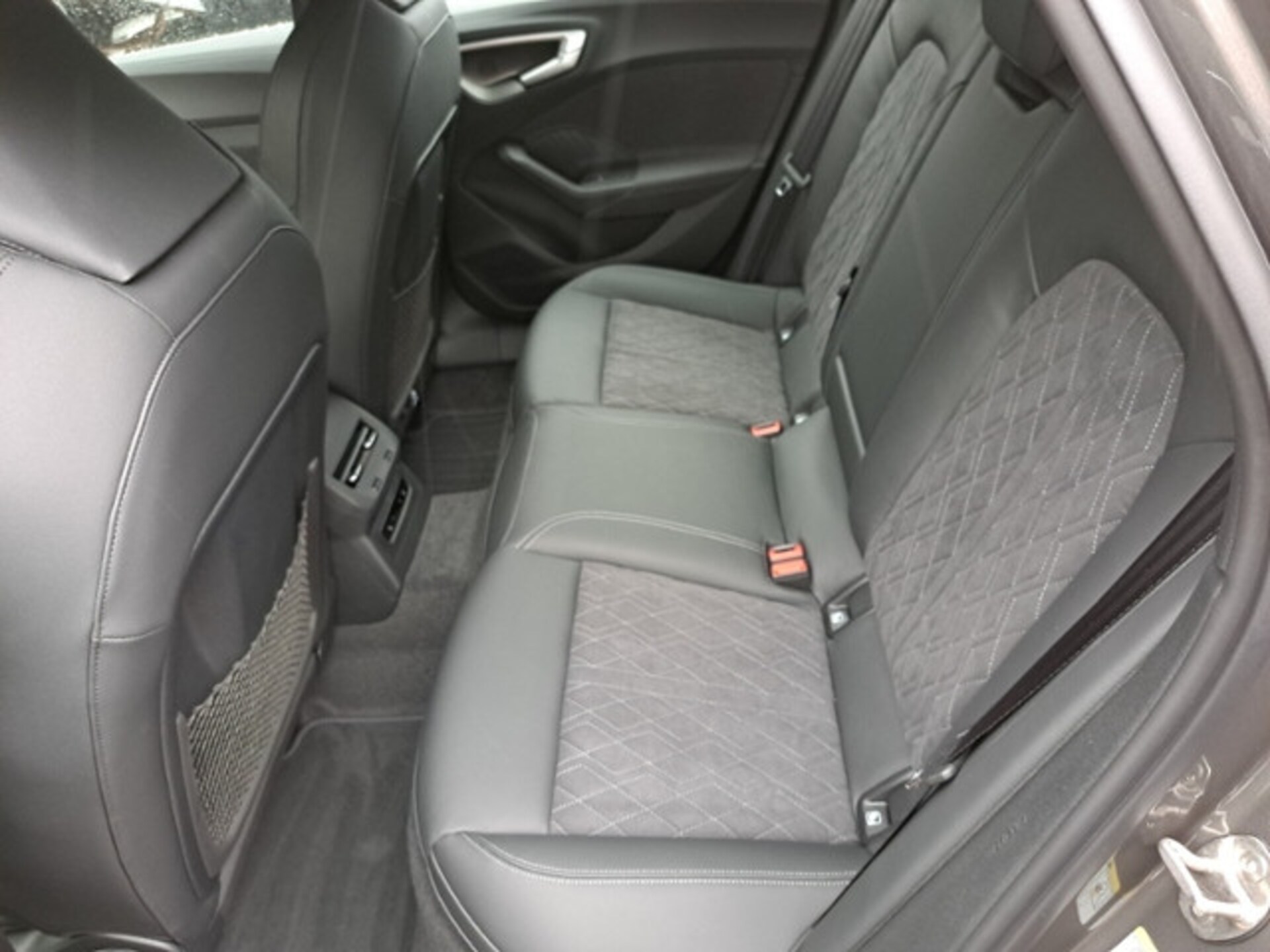 Audi A5 Avant e-hybrid