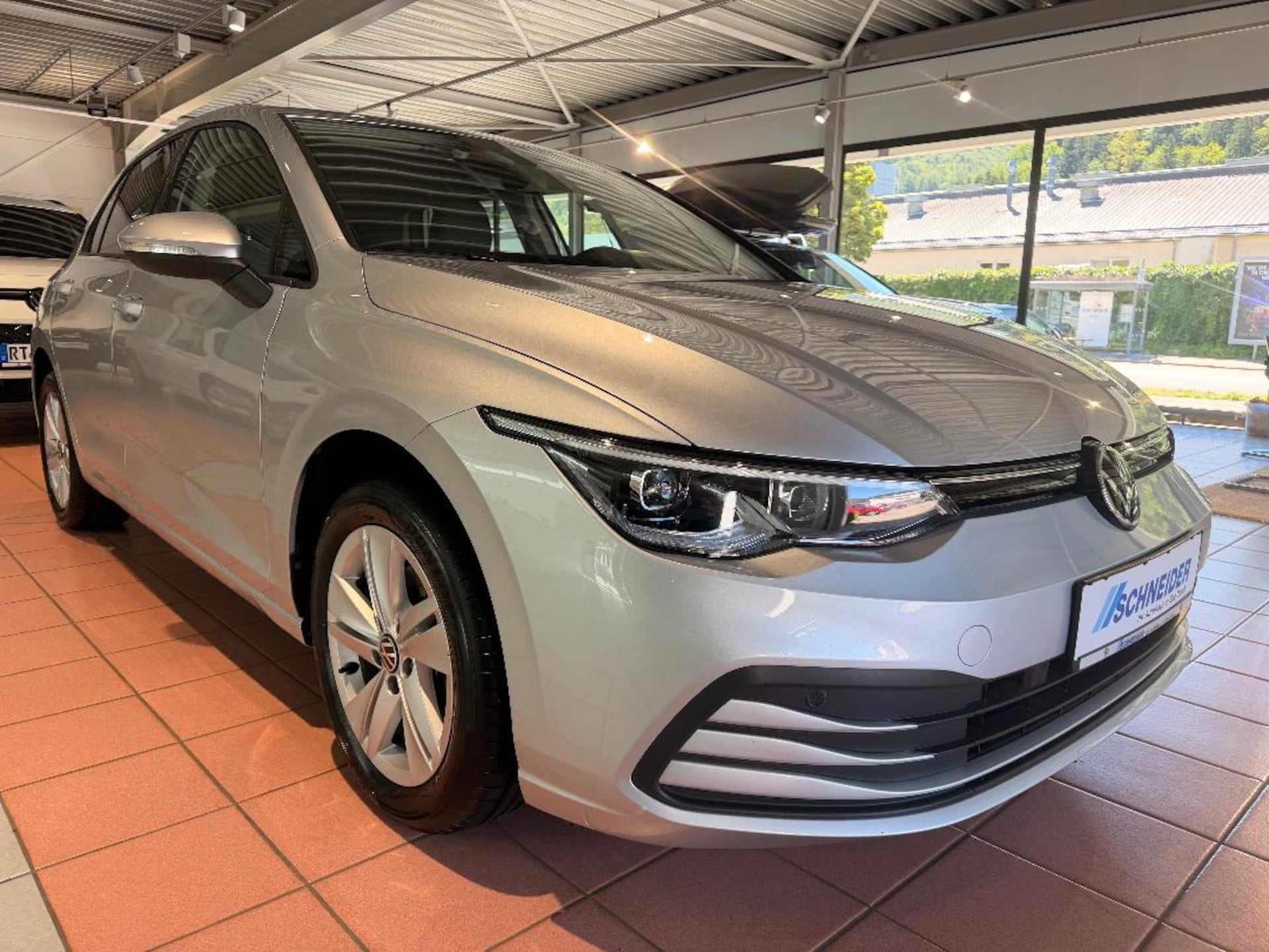 Volkswagen Golf Life