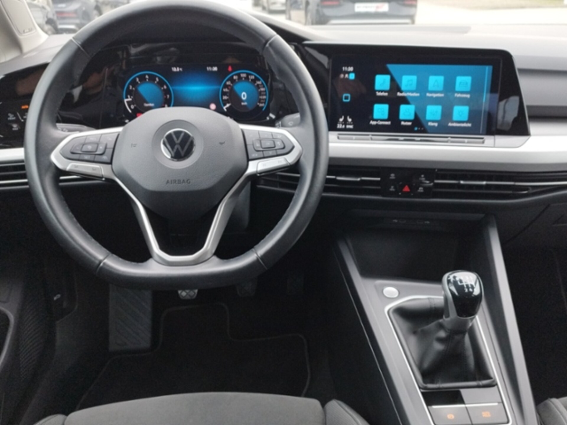 Volkswagen Golf Life