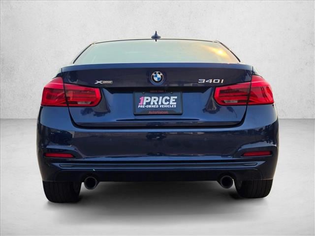 2016 BMW
