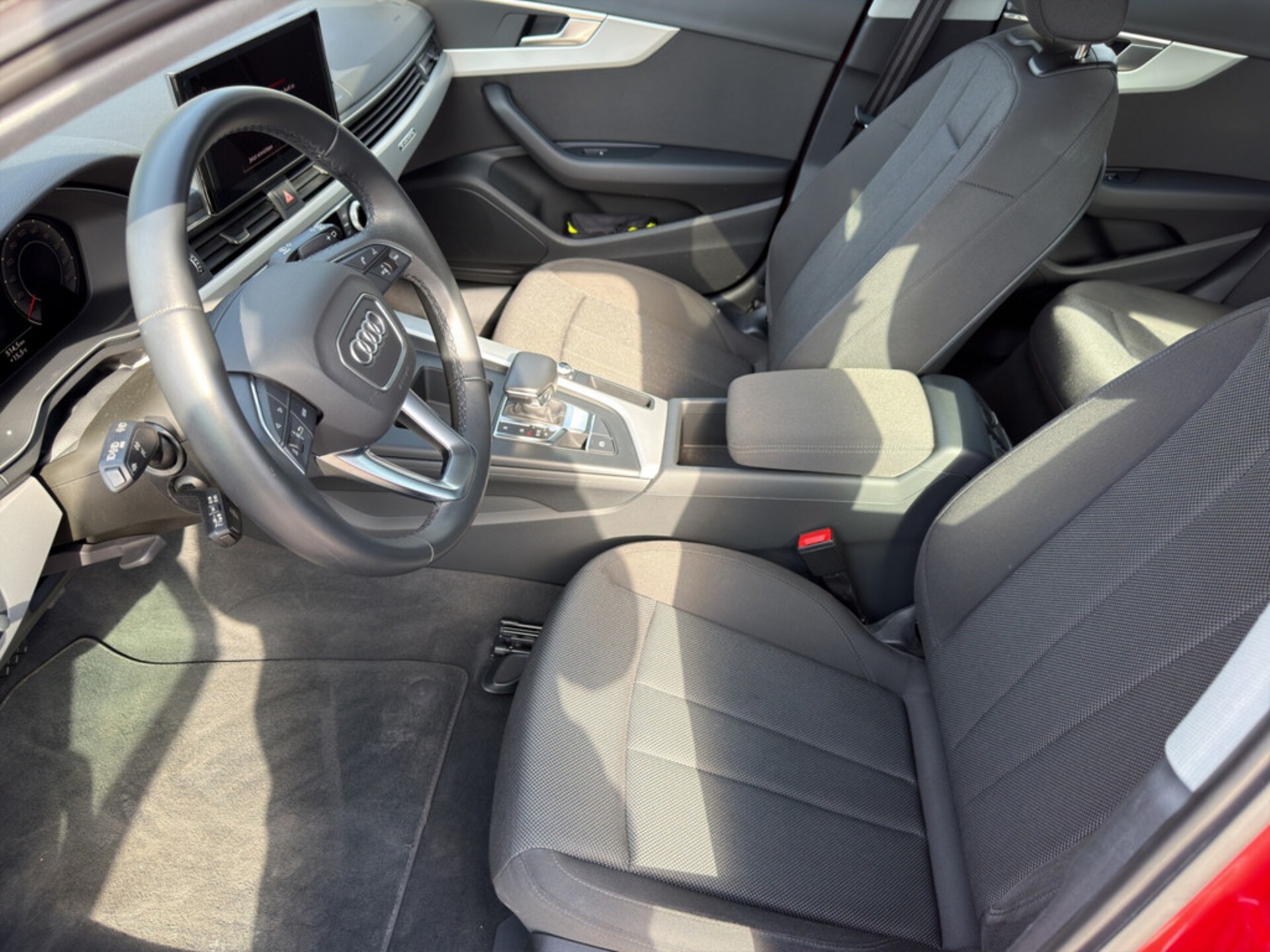 Audi A4 Avant S line