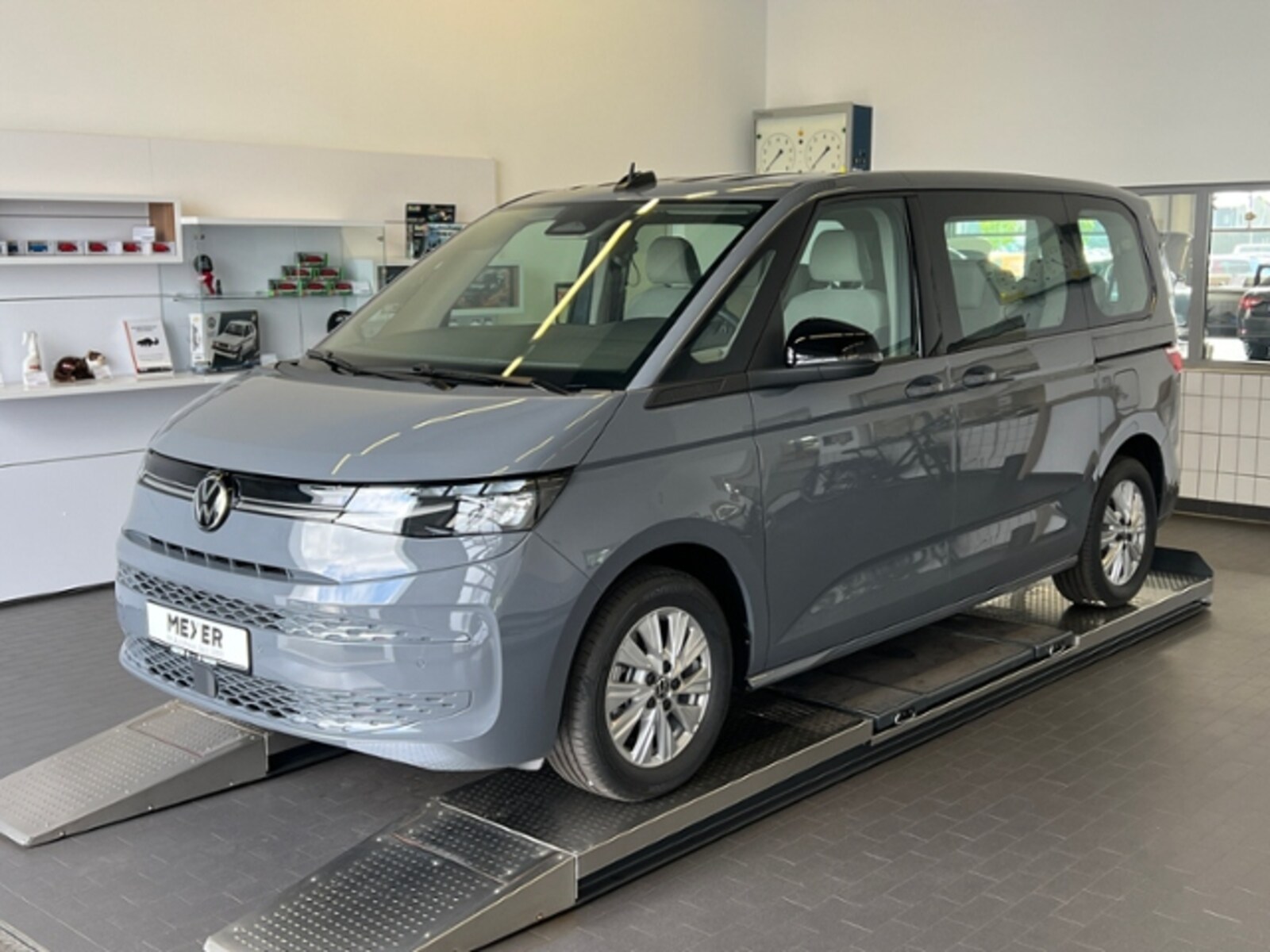 Volkswagen Multivan – Bild 2